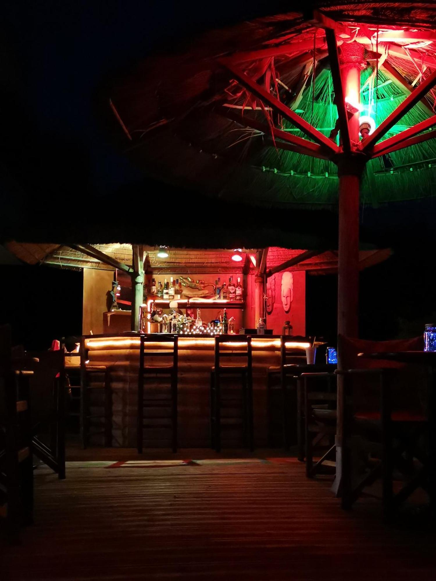 Iris Studios Áyios Nikítas Exterior foto